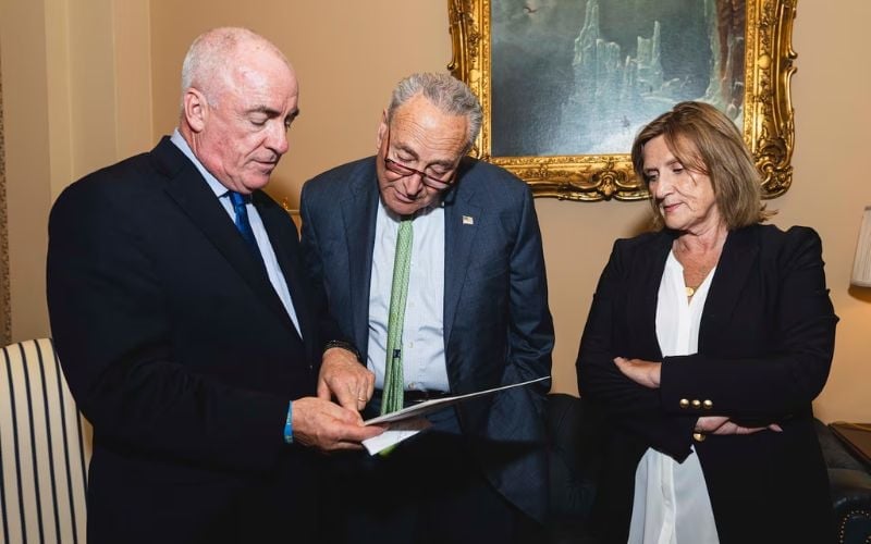 Irish couple's fight to end sepsis sees legislation reintroduced in Congress