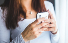 What you need to know about mobile data while traveling in France