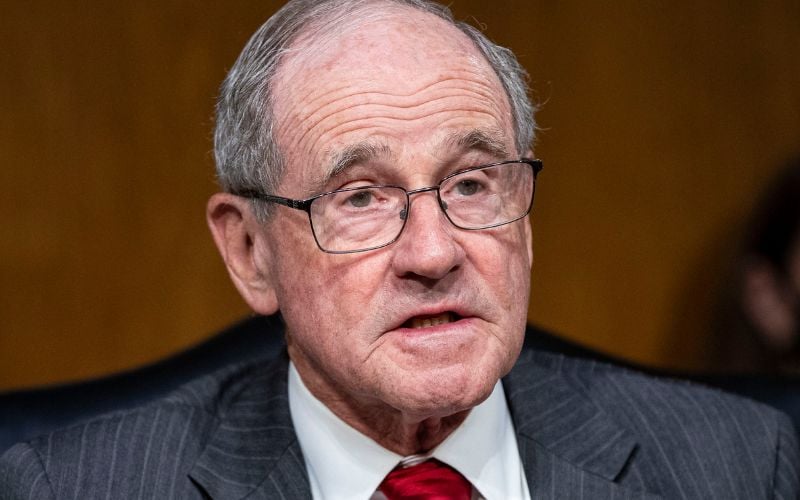 Ireland on "hateful, antisemitic path," Chair of US Senate Foreign Relations Committee claims