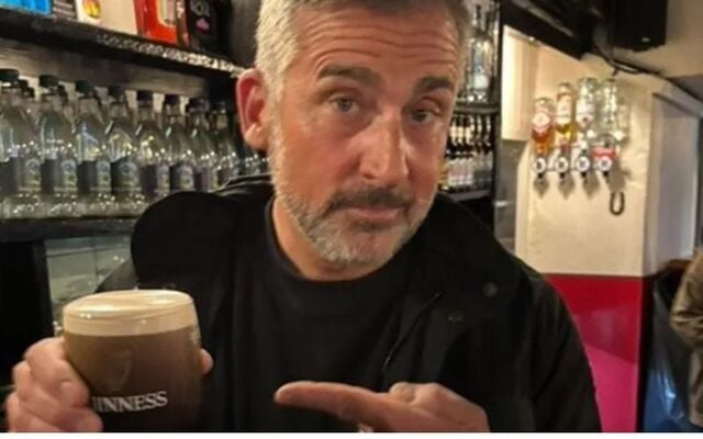 Steve Carell in Teach Ósta Inis Meáin. 