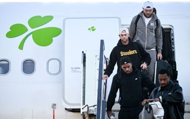 Pittsburgh Steelers players arrive to Dublin for first NFL game to be played in Ireland.
