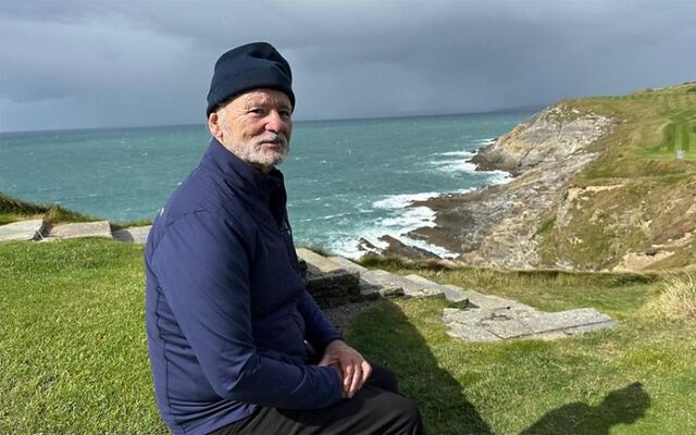 Bill Murray to host Irish golf show \"Off Course\".
