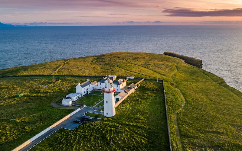 Unwind on a coastal break on the island of Ireland