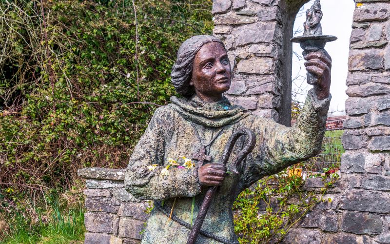 Learn a few Irish phrases for St. Brigid's Day and Imbolc