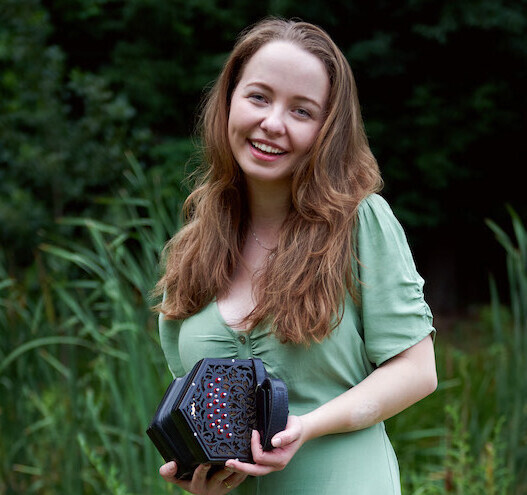 Irish-American musician who taught Steve Martin contertina to compete in Seán O Riada Bonn Óir Competition
