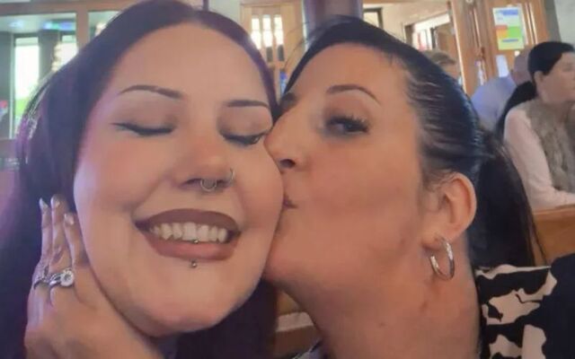 Charlene Companjen and her sister Kim English.