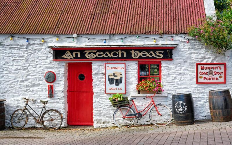 Dublin crowned Ireland’s cosiest pub city as winter chill sets in