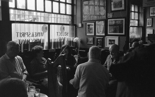 A music session in the Cobblestone pub, in Dublin\'s Smithfield.