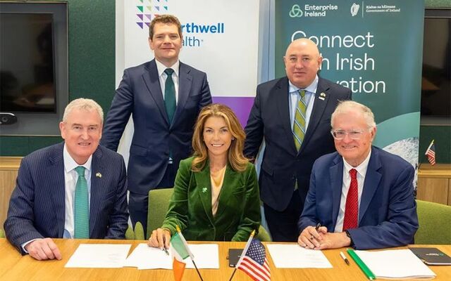 Kevin Sherry, Executive Director, Enterprise Ireland, Elaine Brennan, Executive Director, Global Strategic Partnerships, Northwell Health, Laurence (Larry) Kraemer, EVP and Chief Legal Officer, Northwell Health. Back Row - Minister for Enterprise, Tourism and Employment, Peter Burke and Kevin Ryan. Head of East Coast, Enterprise Ireland 