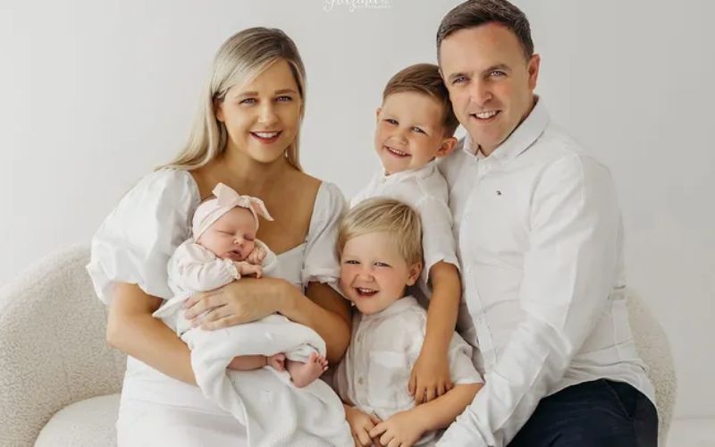 GoFundMe to help mum-of-three battling rare cancer smashes target after celeb support