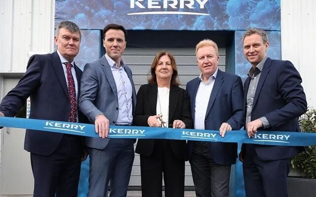 Shane McGibney, President & CEO, Biotechnology Solutions & Transformation (left) with James Fitzpatrick, Plant Manager, Emer Gilvarry, Board , Albert McQuaid, Chief Science & Technology Officer and Ronan Moloney, Vice President, Enzymes (right), pictured at the official opening of the Kerry Carrigaline Enzyme facility expansion.
