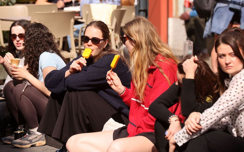 Sun set to stay for most of the country, but ‘the odd shower’ on the way