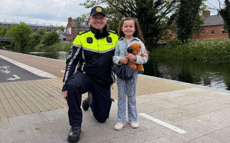 Irish police officer lauded after diving into canal to save five-year-old girl