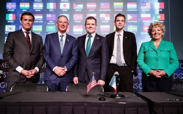May 5, 2026: L-R: Chief of Staff in the Office of the Under Secretary of State for Economic Affairs William Cappelletti, Ambassador of the United States of America to Ireland Ed Walsh, Minister for Enterprise, Tourism and Employment Peter Burke TD, NASA Administrator Jared Isaacman, and Ambassador of Ireland to the United States of America Geraldine Byrne Nason.