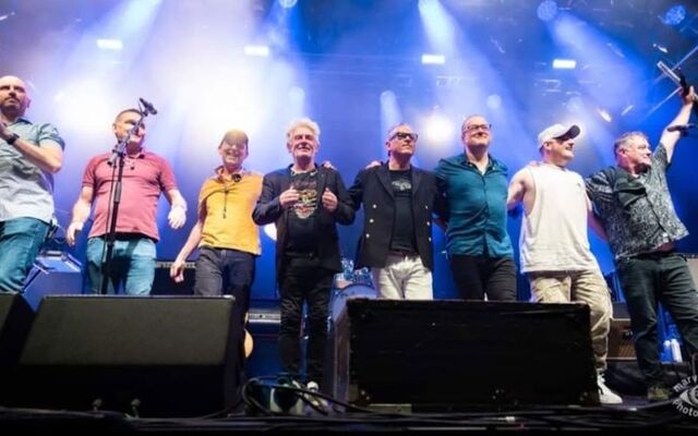The Saw Doctors.