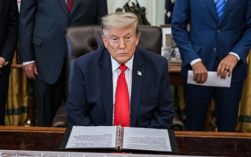 Irish politicians trying to ensure Trump stays away from parliament – and a Connolly clash