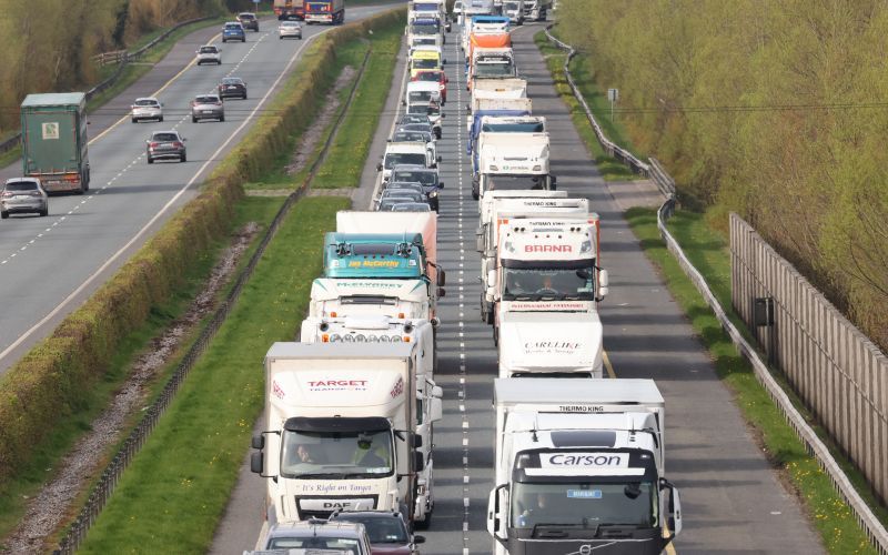Retailers warn petrol price hikes will "shut streets again"