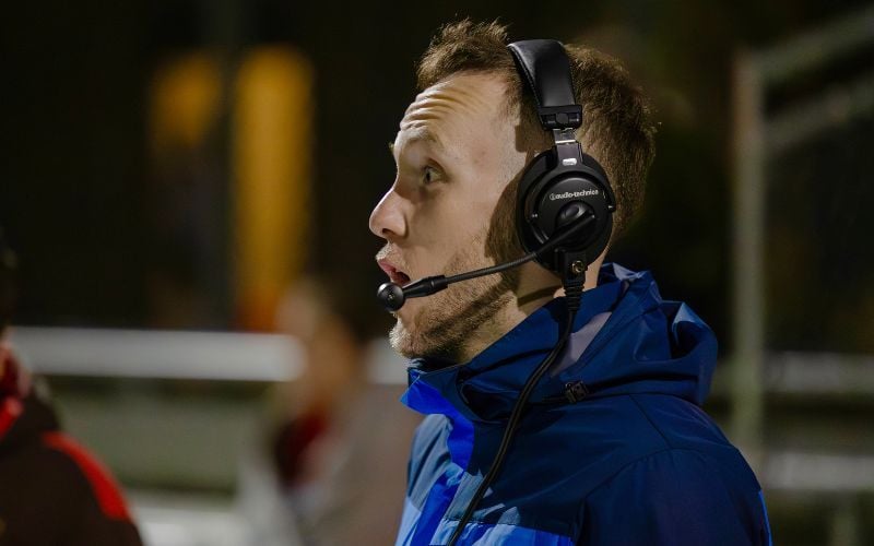 Finding his voice: How Oisín Coyne is making his mark on New York sports broadcasting
