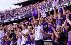 Thousands of American fans head to Dublin for college football classic