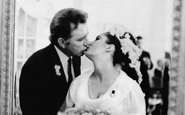 Elizabeth Taylor and Richard Burton at their first wedding in Montreal, Canada