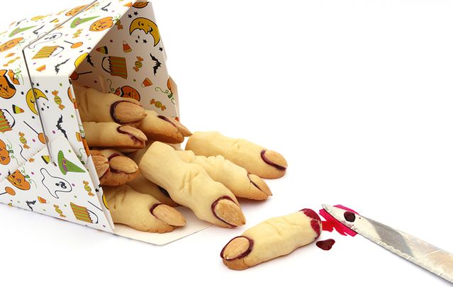 Chef Gilligan\'s witches\' finger cookies