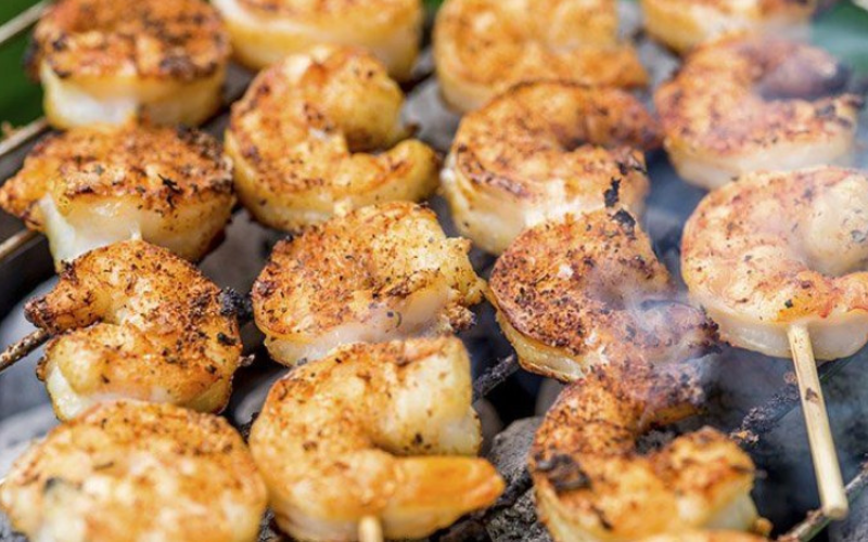 Chef Gilligan's barbecued spiced shrimp and tomato salad recipe