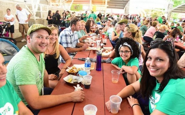 Families enjoying the Milwaukee Irish Fest