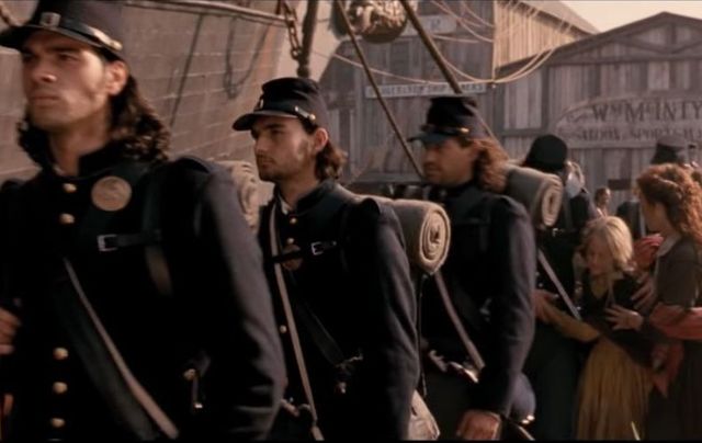 How true was Martin Scorsese\'s depiction of Irish emigrants being recruited to the Union army in \"Gangs of New York\"?
