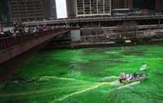 WATCH: Dyeing of the Chicago River for St. Patrick's Day is mesmerizing