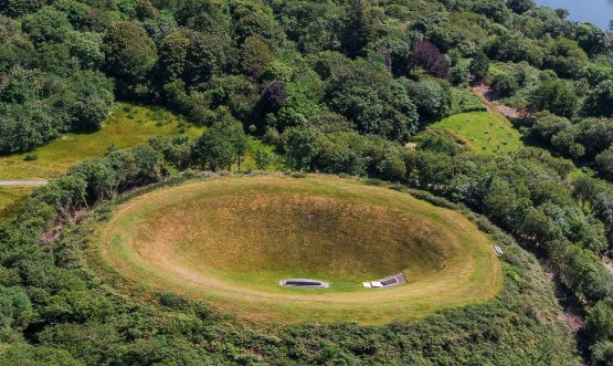 James Turrell\'s Irish Sky Garden: A living sculpture carved into the Irish landscape.