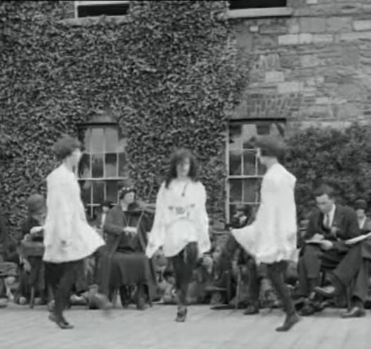 WATCH: Irish dance of yesteryear, amazing historic footage