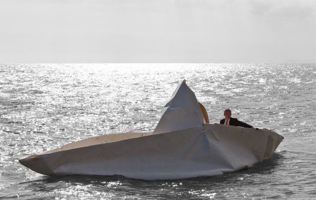 German artist Frank Bolter, and 60 Kinvara locals build 10-meter sea-worthy vessels using origami.