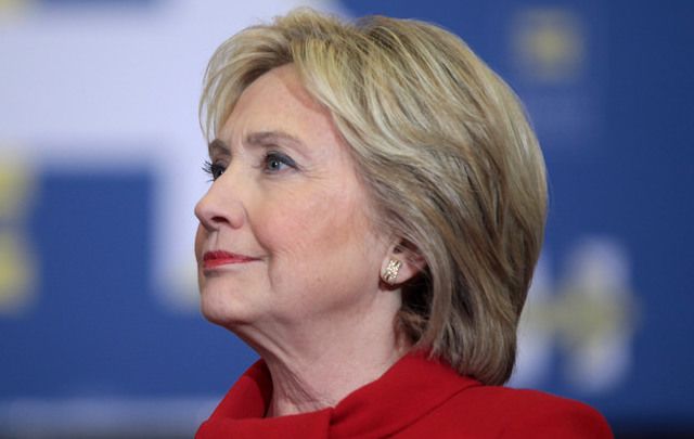 A poll of IrishCentral readers finds 56% of Irish Americans want a Hillary Clinton presidency.