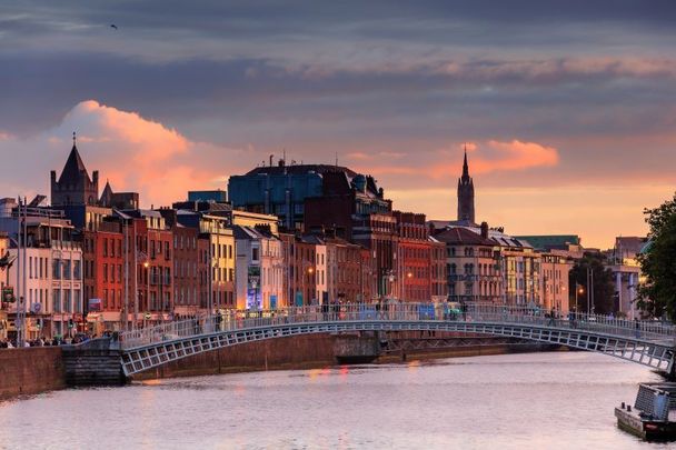 The pros and cons of living in Dublin, Ireland\'s capital city.