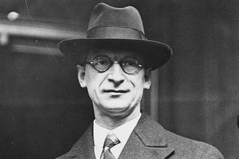 Eamon de Valera was born in New York 144 years ago today, as a boy named George