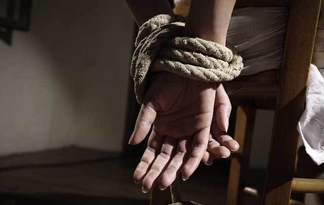 A father from Texas used private resources to rescue his teenage daughter from her alleged captor.