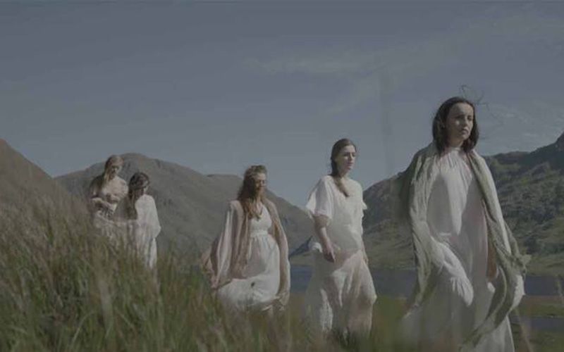 Ghostly choir performance dedicated to Great Hunger’s orphans (VIDEOS)