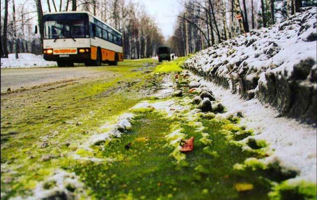 Green snow in Pervouralsk, Russia.