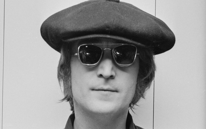 John Lennon's strong stance in favor of England leaving Ireland 
