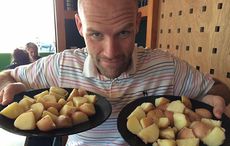 Man eats only potatoes for one year to cure his food addiction and depression