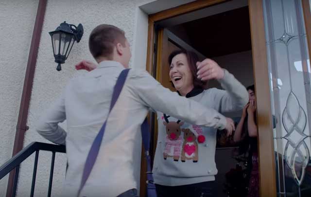 Home from America - three Irish families reunited for Christmas 