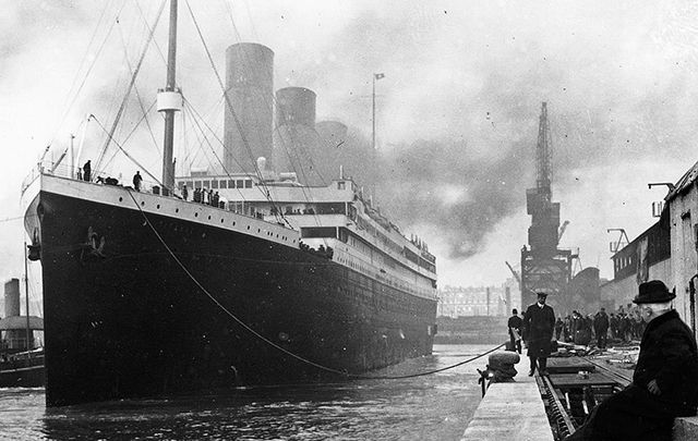 The Titanic still in the docks. 