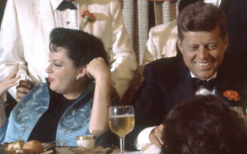 What song did John F Kennedy ask Judy Garland to sing to him on the