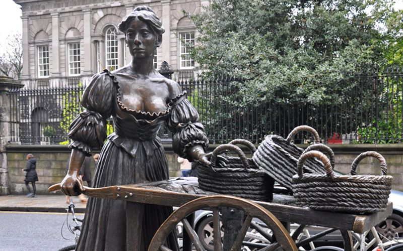 From Molly Malone to Daniel O’Connell - Why the Irish love statues