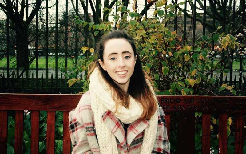 Ryanair asks wheelchair user to walk up stairs, leaves her crying at the gate