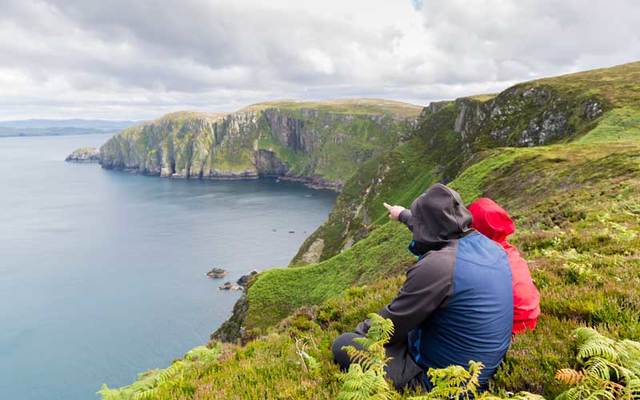 There are many ways to enjoy Ireland -- even if you're traveling on a budget.