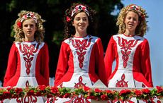 Belfast hotel leaves hilarious note in elevator for Irish dancers