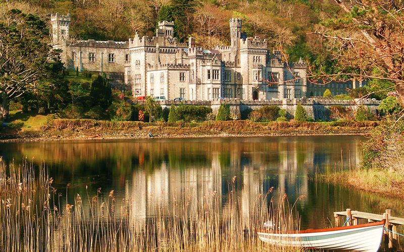 What are the most beautiful buildings in Ireland?