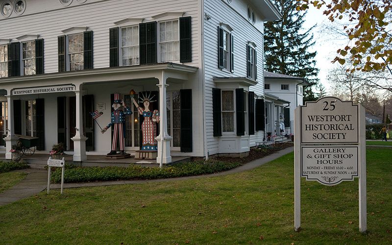 White-hot essay contest and the issue of white privilege