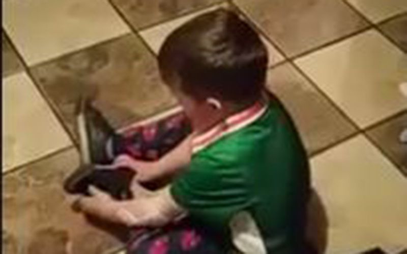 Four-year-old Irish lad resolves to move out because he doesn’t want to go to bed